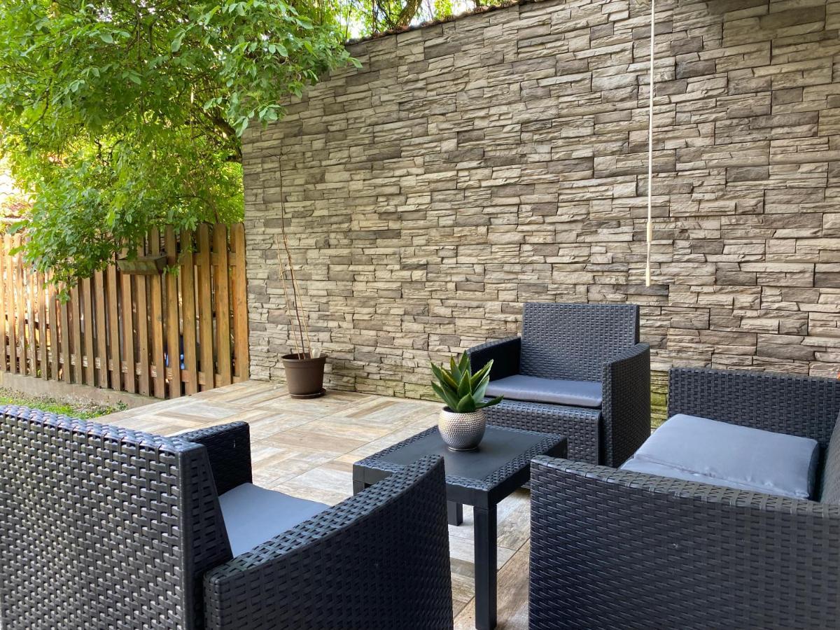 Ground Floor Park Bestern Сегед Екстериор снимка